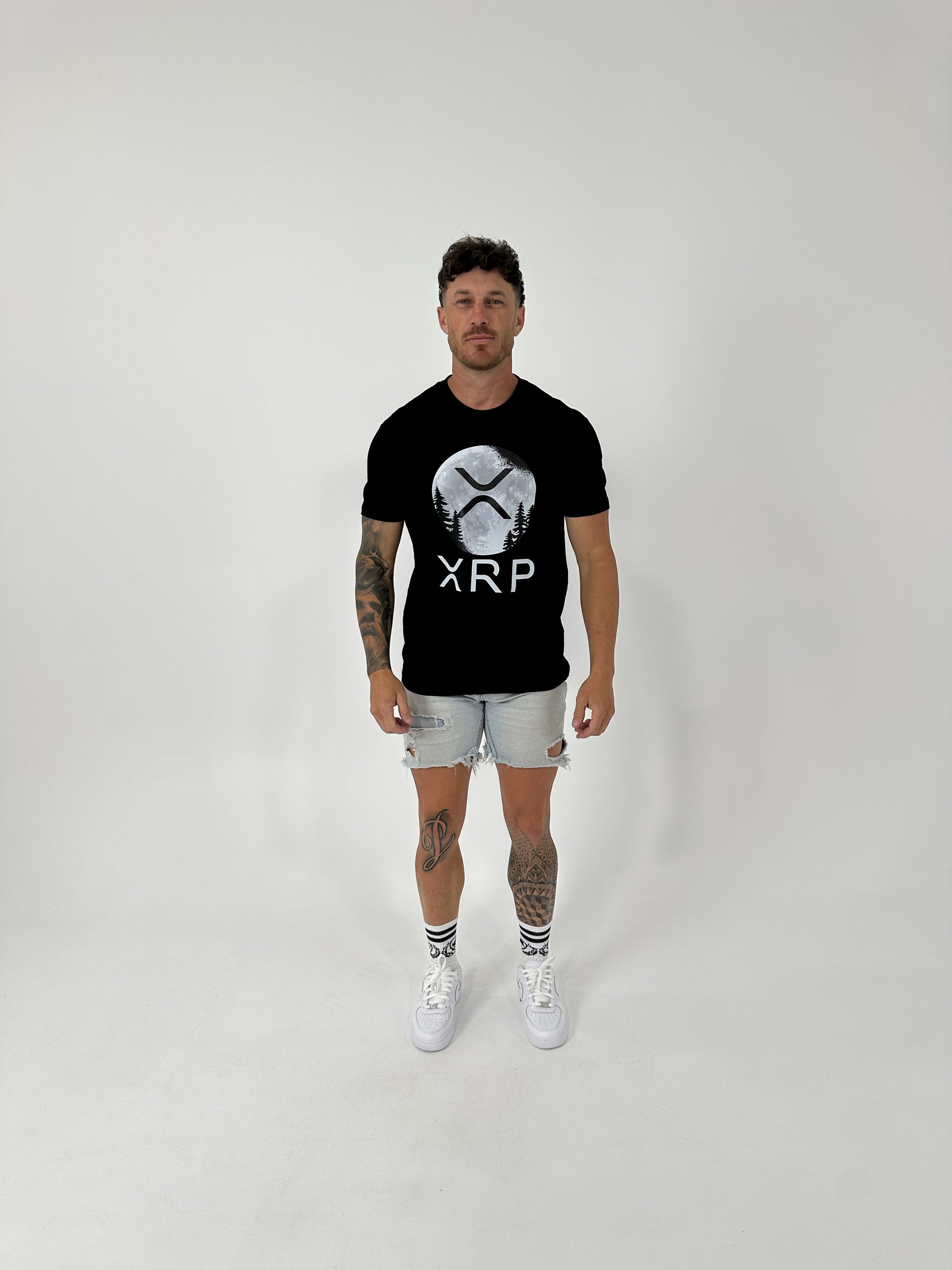 &quot;XRP to the Moon 🚀💎 | Crypto Vibes T-Shirt.